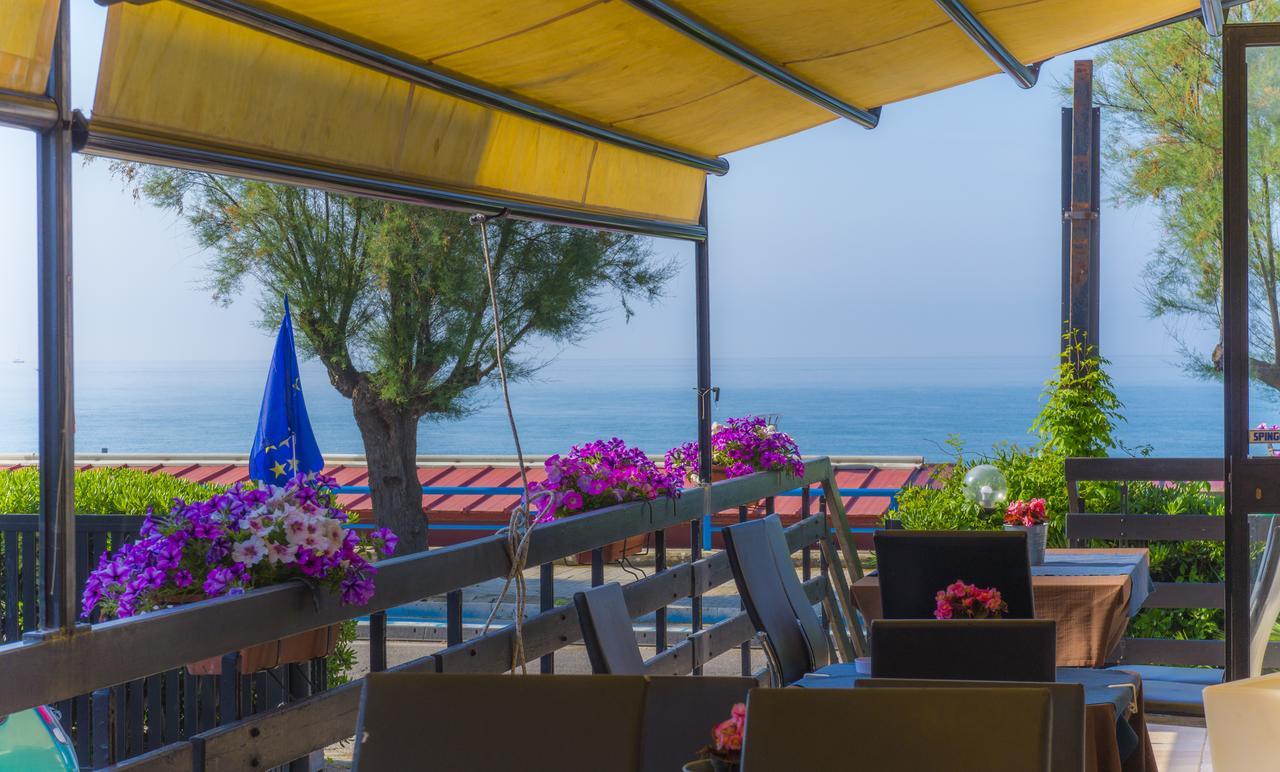Piccolo Hotel Terracine Extérieur photo